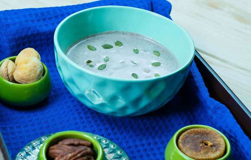 Nuts And Dry Fruits Smoothie