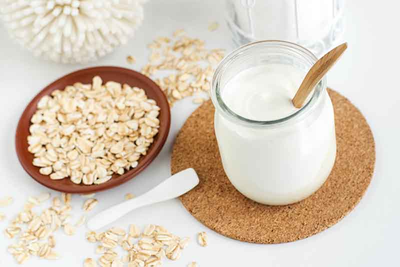 Oatmeal-and-Yogurt-Face-Pack