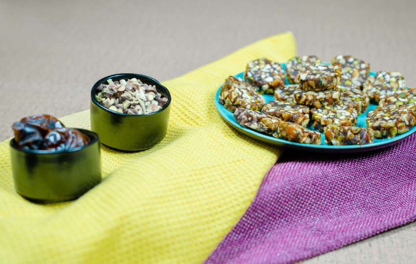 Nuts And Khajoor Chikki