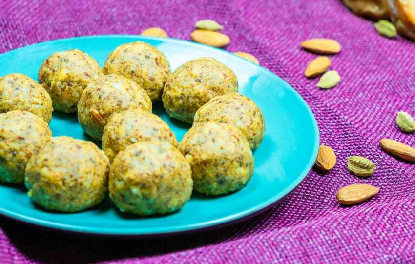 Chickpea-flour-ladoo
