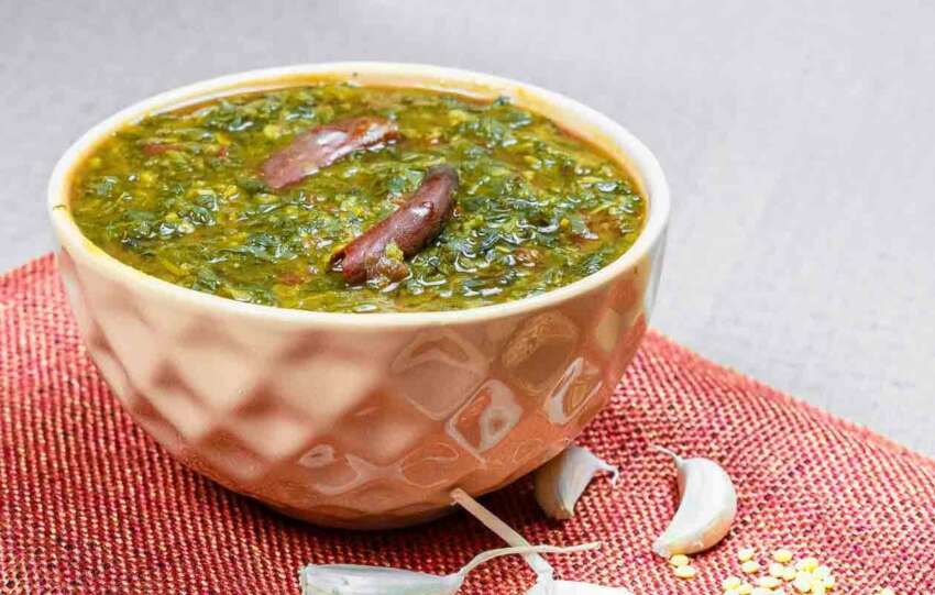red chaulai with yellow moong dal